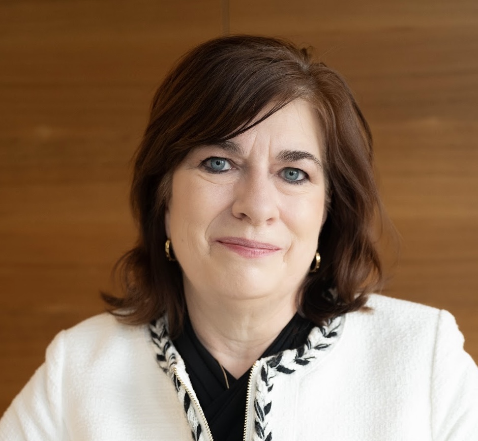 Ms. Kim Clark Pakstys